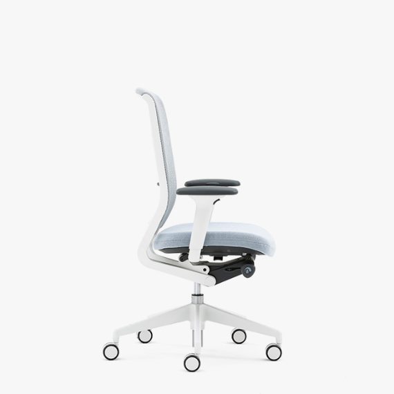 EV2740MF Evolve 2 Membrane back, upholstered seat with multi-function arms