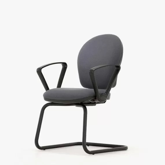 O40VA Fixed Arms Visitor Chair Medium Back